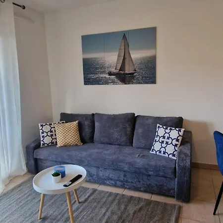 Marin With Swimming Pool Apartment Antibes