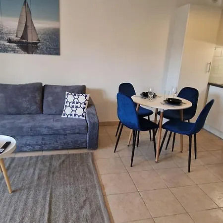 Apartment Marin With Swimming Pool